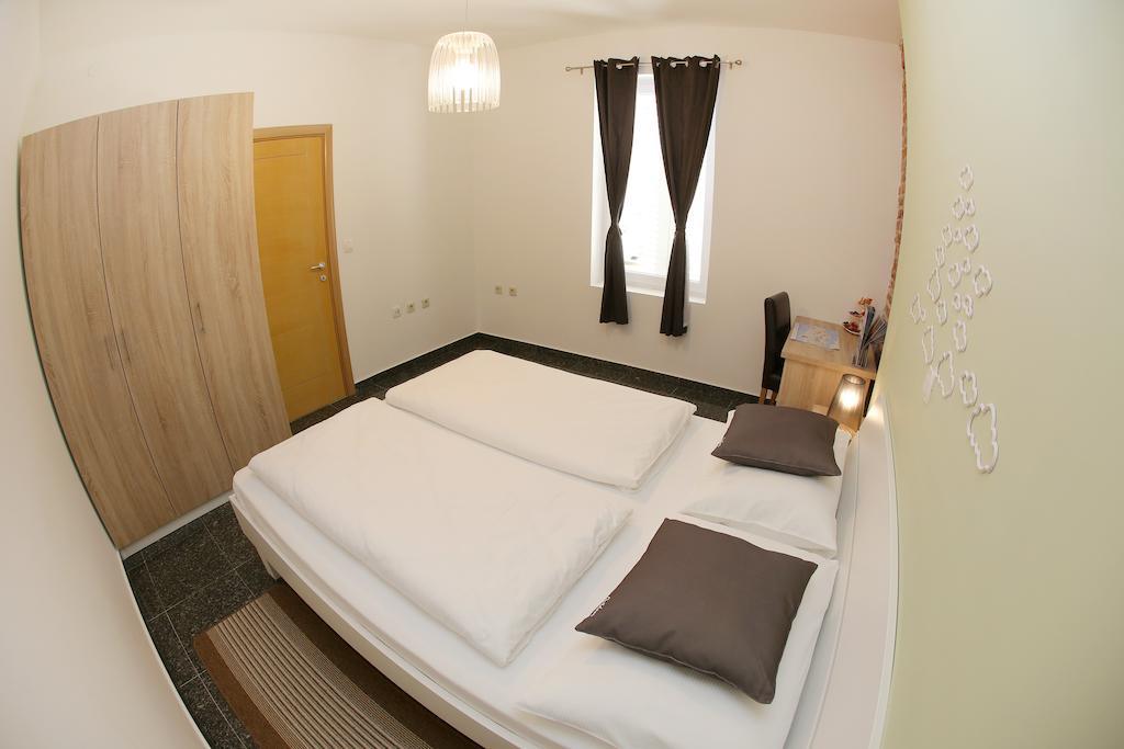 Zadar Street Apartments And Room Room photo