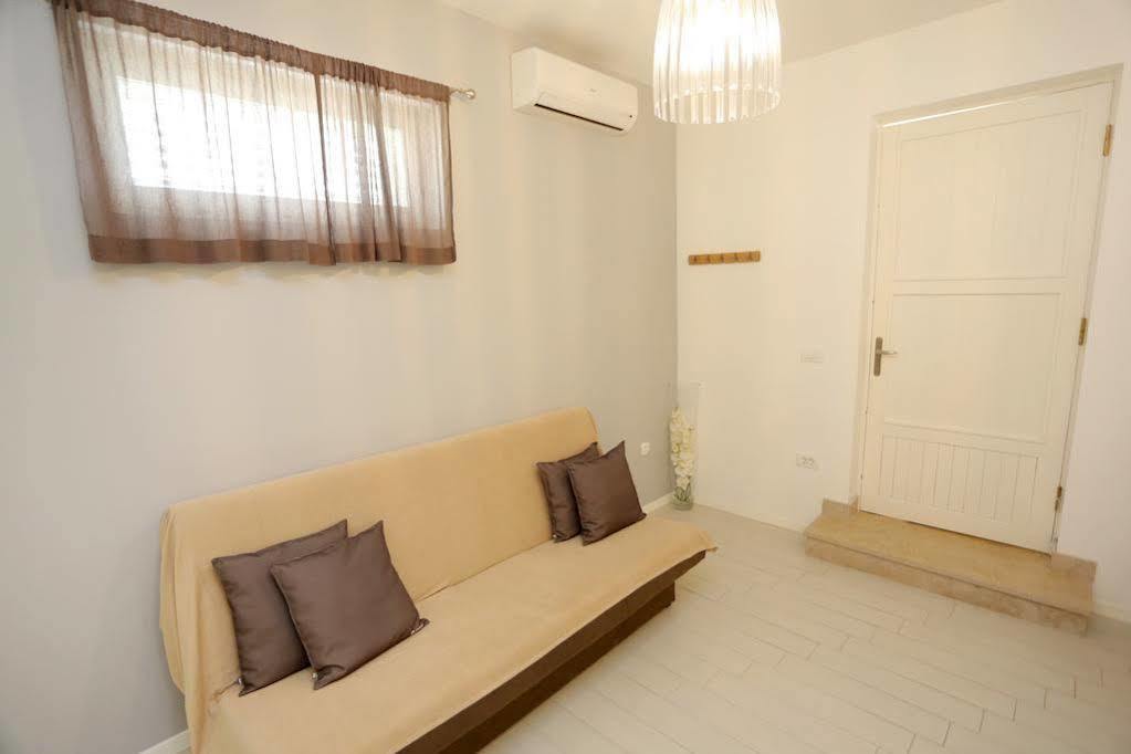 Zadar Street Apartments And Room Exterior photo
